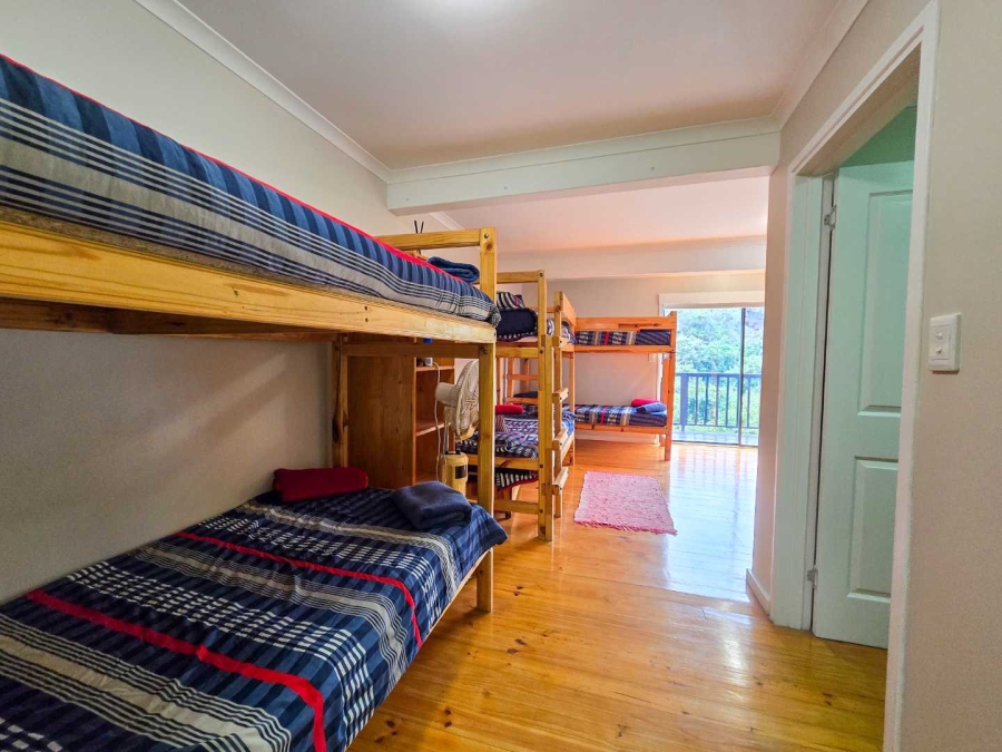 6 Bedroom Property for Sale in Nature On Sea Western Cape